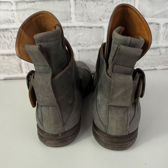 P. Monjo Lexi Ankle Boots EUR 38 Womens Size 7.5 Gray Suede Leather Pull on - Picture 4 of 9